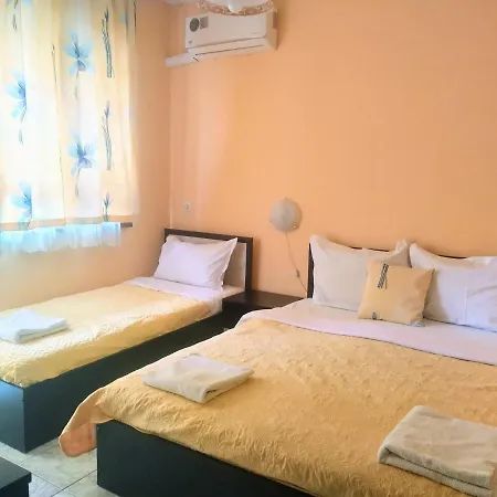 Ivanka Ground Floor Hotel *