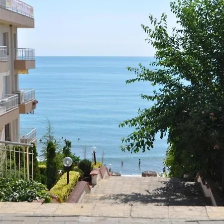 Ivanka Ground Floor Hotell Obzor