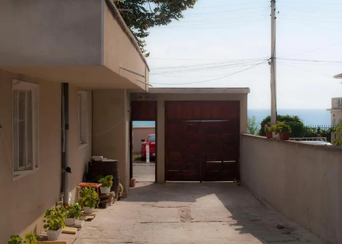 Ivanka Ground Floor Hotell *